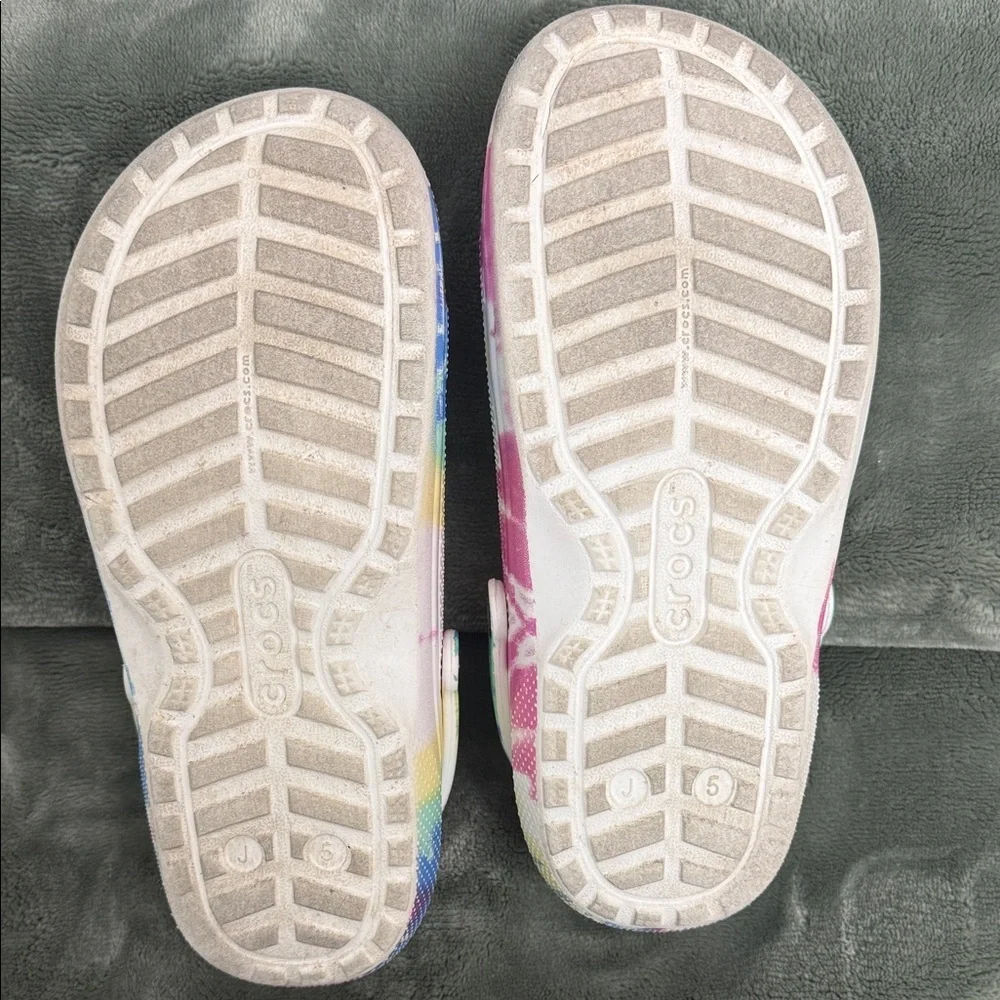 CROCS Kids Tie-Dye Slippers - Multicolor